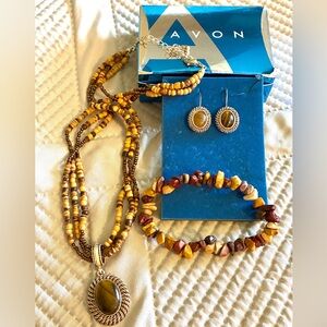 Tigers Eye Avon Necklace 3 piece Set Original Box